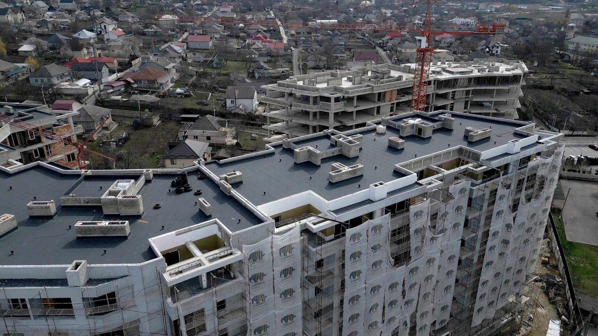 Roofing of the residential complex in Ialoveni city